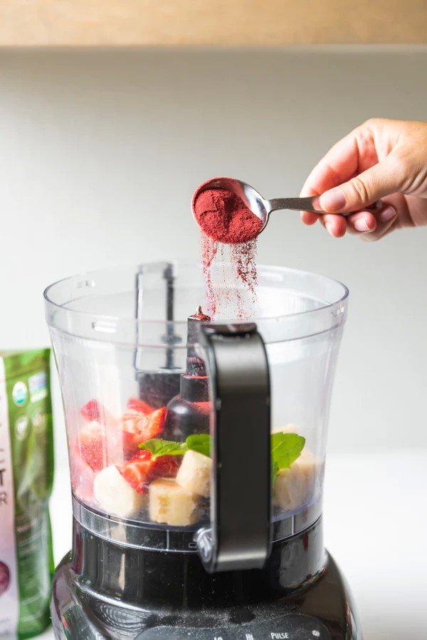 MRM (Metabolic Response Modifiers) Super Foods - Raw Organic Red Beet Powder 8.5 oz Powder